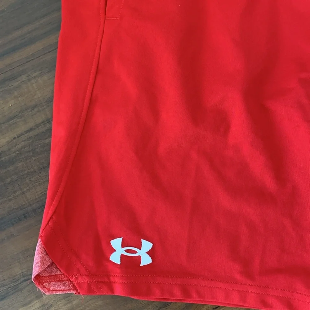 Under Armour Blue Tee & Red Athletic Shorts Set
